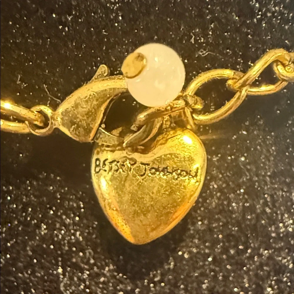 Betsey Johnson Pink Heart Key Necklace - Picture 3 of 3